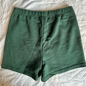 Aritzia TNA airy fleece shorts 3”